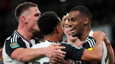 两支球队在 两支球队在